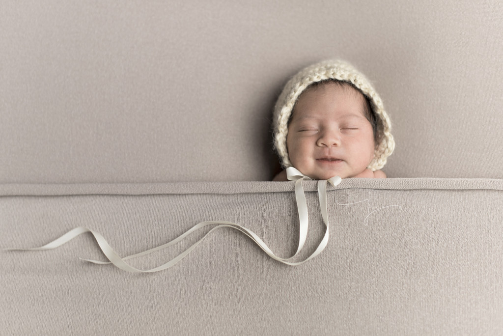 Newborn baby girl | Jewel Images Julia Kelleher Bend Oregon Newborn Photographer